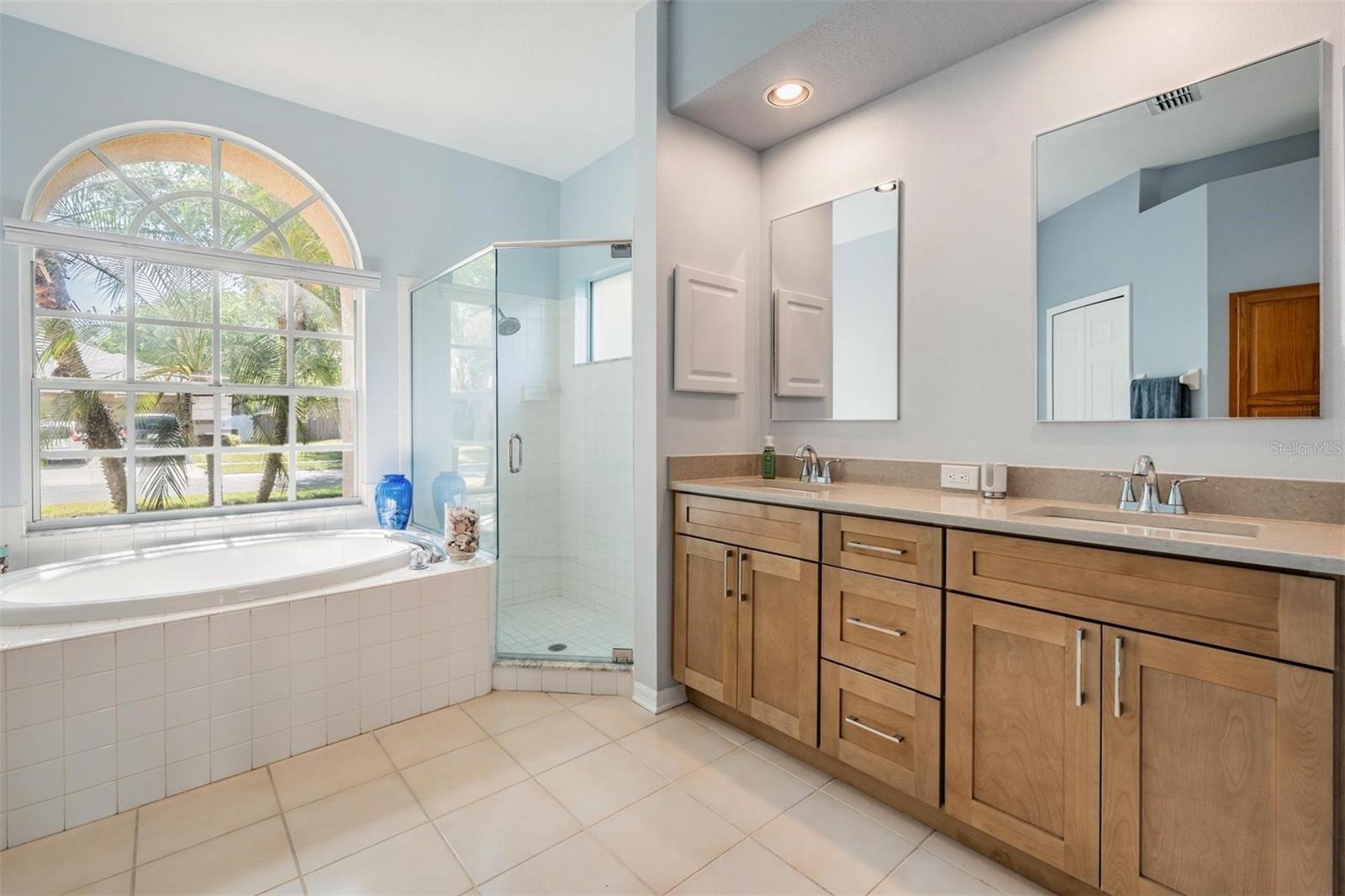 1821 PALM RIDGE PL, VALRICO, FL, 33594