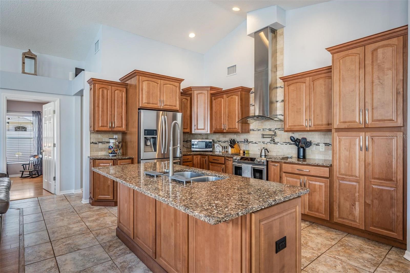 1821 PALM RIDGE PL, VALRICO, FL, 33594