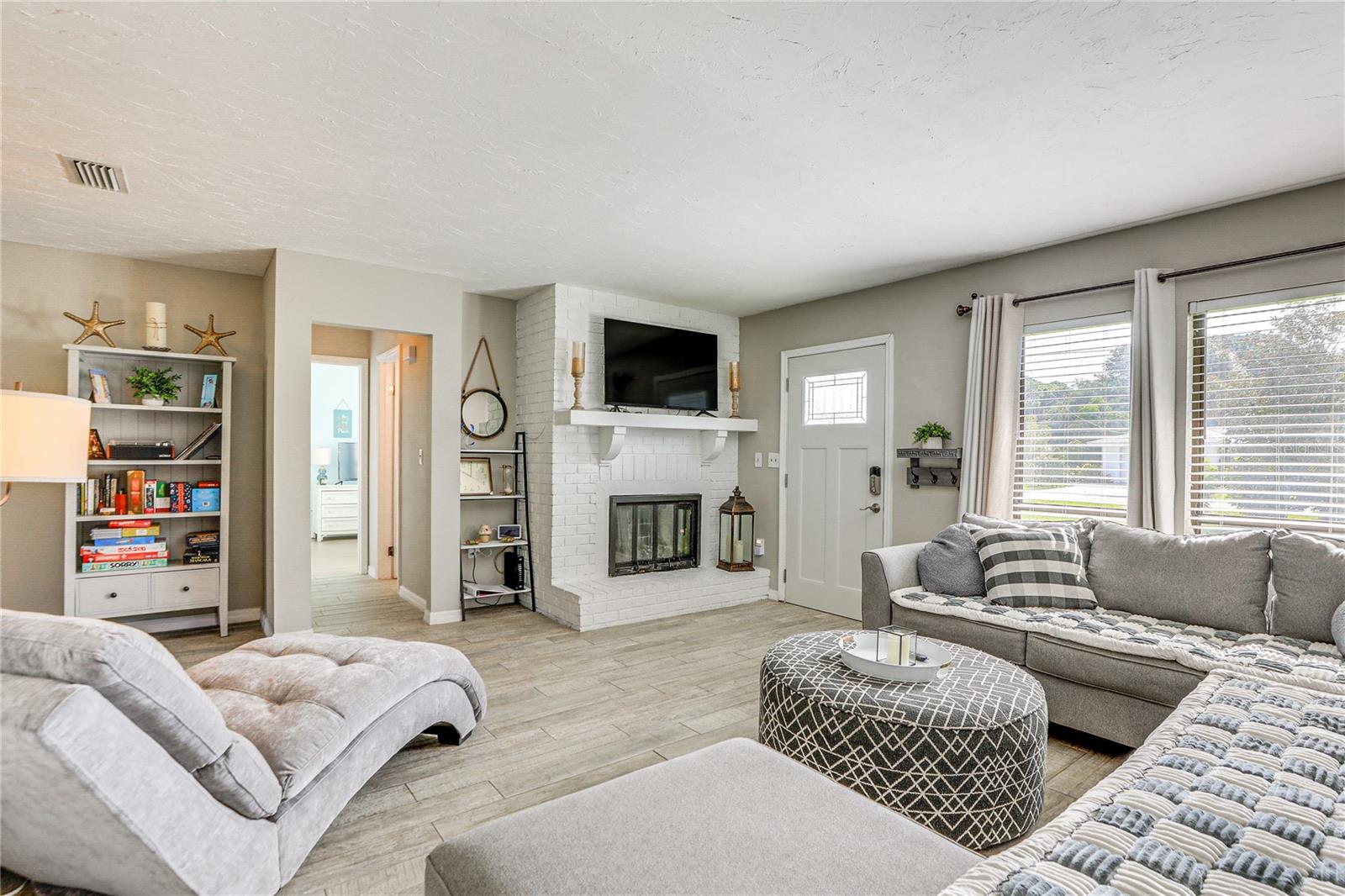 2110 HEASLEY RD, ENGLEWOOD, FL, 34223