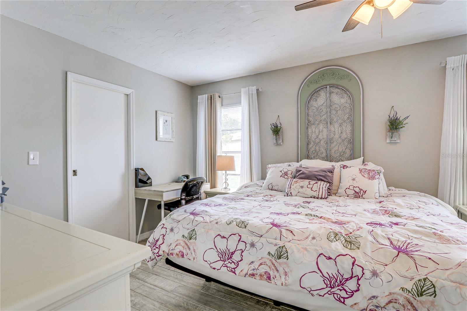 2110 HEASLEY RD, ENGLEWOOD, FL, 34223