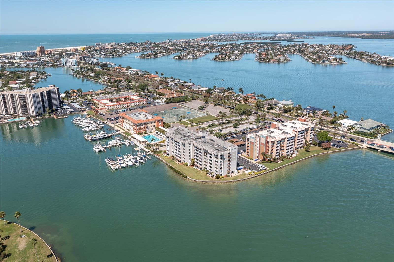 500 TREASURE ISLAND CAUSEWAY CSWY #406, TREASURE ISLAND, FL, 33706