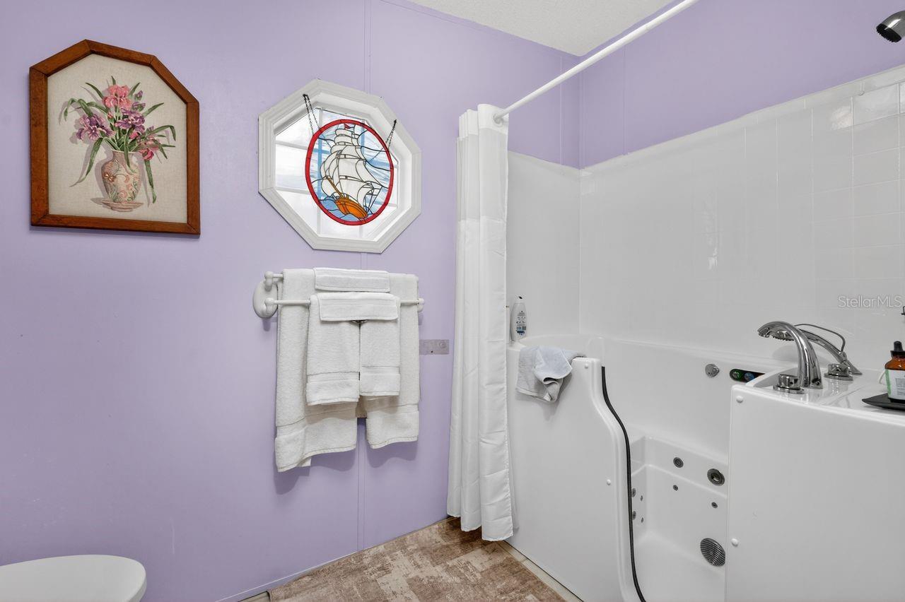 2722 CARL AVE, PUNTA GORDA, FL, 33950