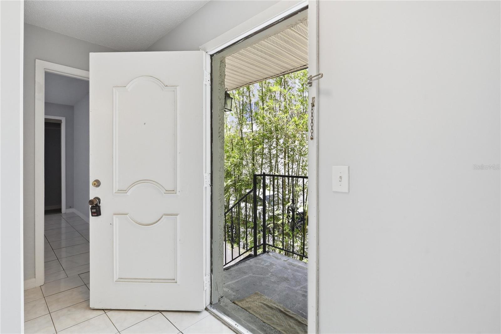 3801 N OAK DR #A72, TAMPA, FL, 33611