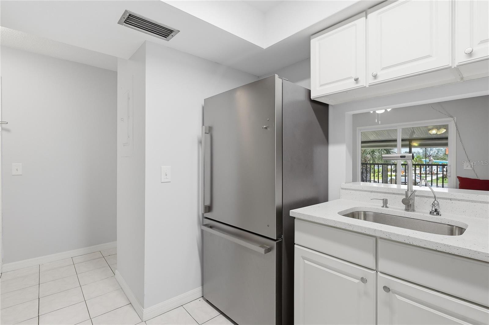3801 N OAK DR #A72, TAMPA, FL, 33611