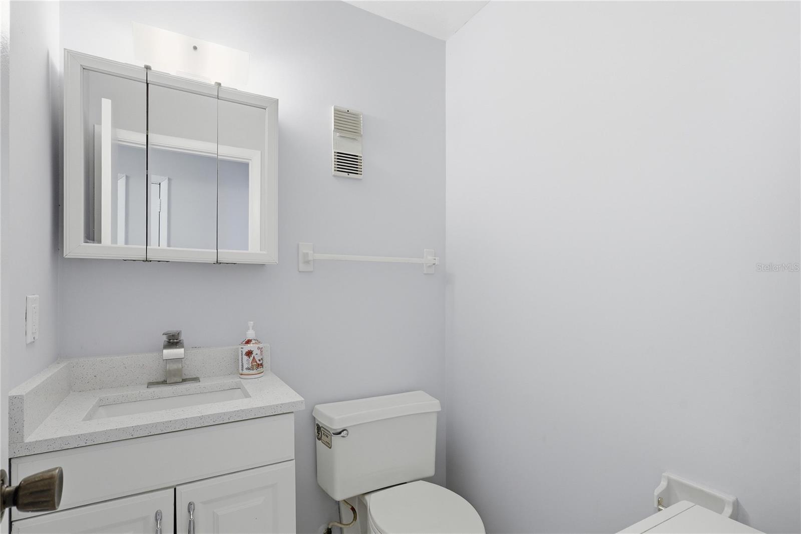 3801 N OAK DR #A72, TAMPA, FL, 33611