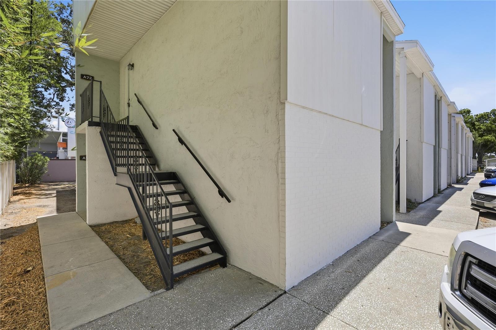 3801 N OAK DR #A72, TAMPA, FL, 33611