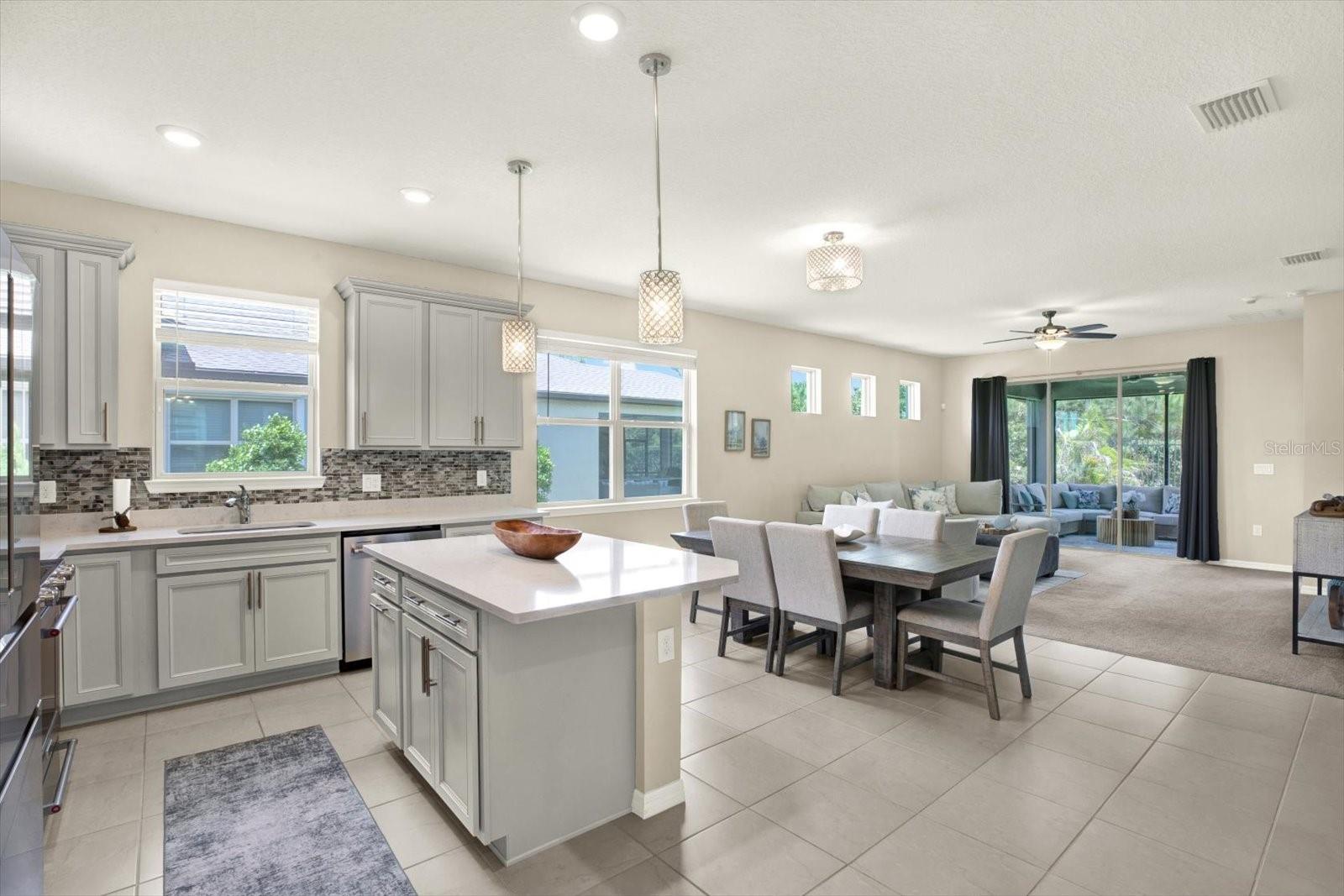 6364 MOORING LINE CIR, APOLLO BEACH, FL, 33572