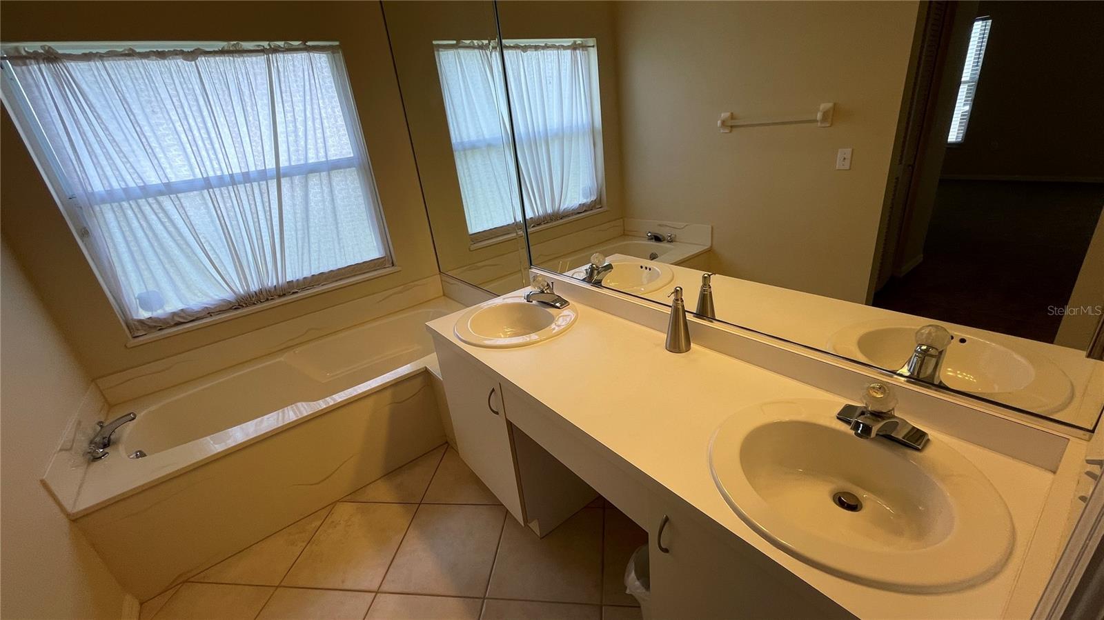 4456 DEL SOL BLVD, SARASOTA, FL, 34243