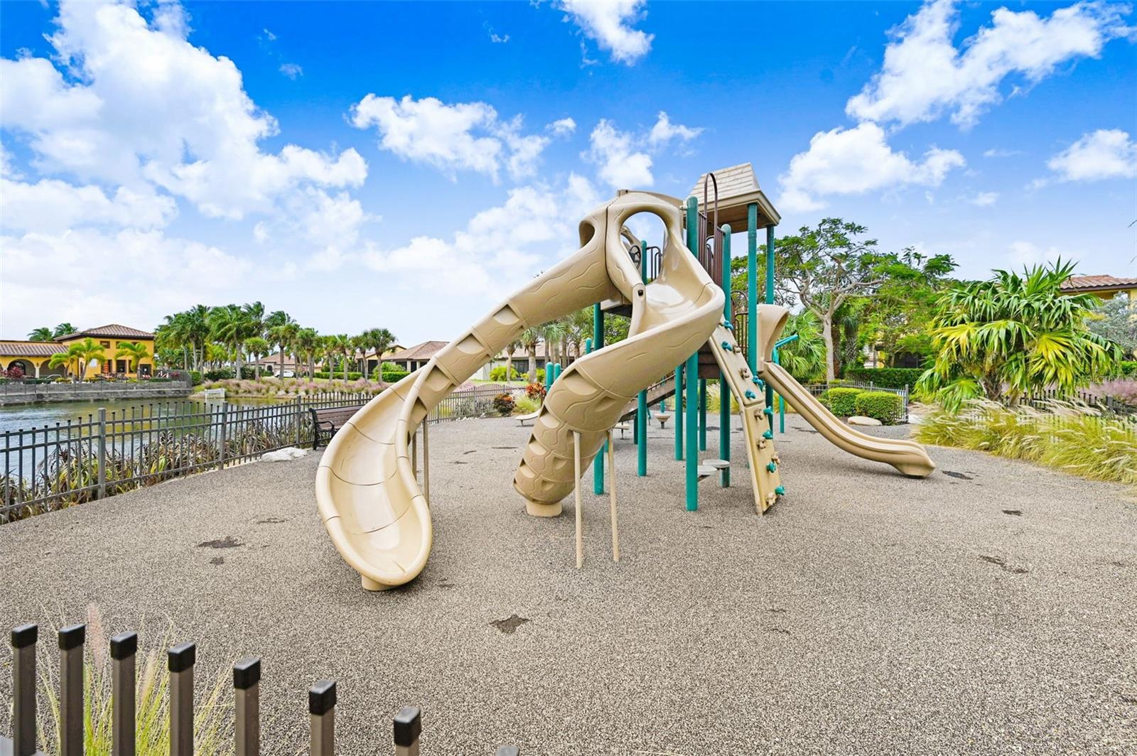 73 MONTECITO DR, SATELLITE BEACH, FL, 32937