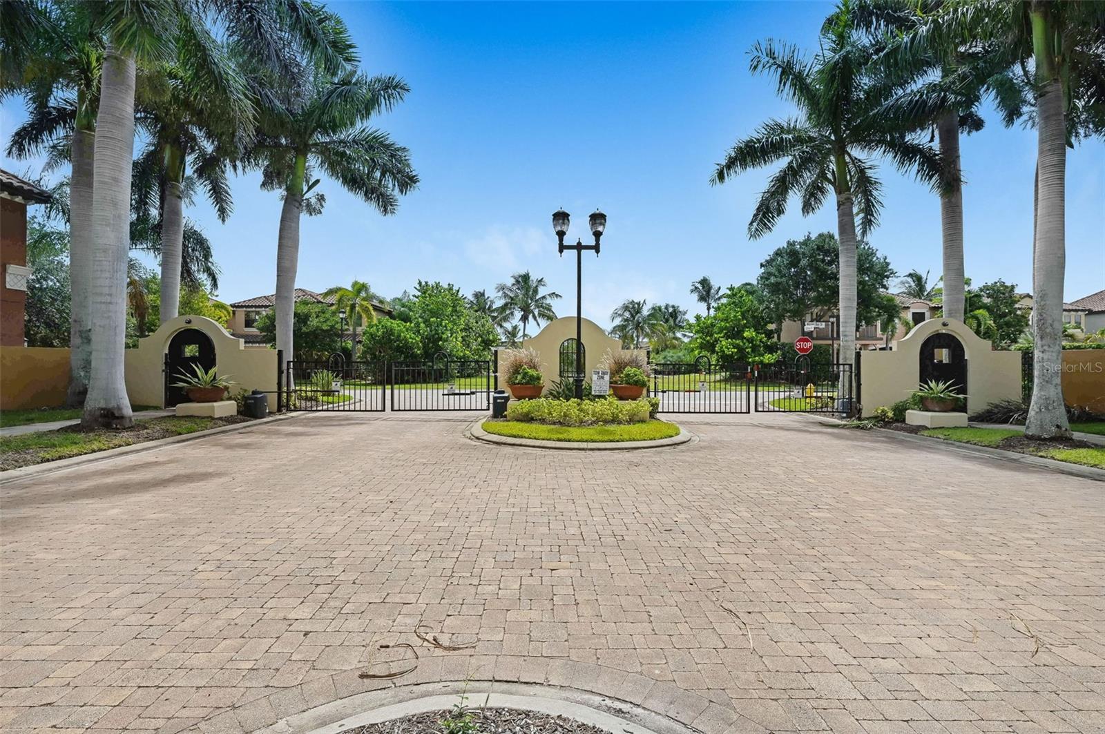 73 MONTECITO DR, SATELLITE BEACH, FL, 32937