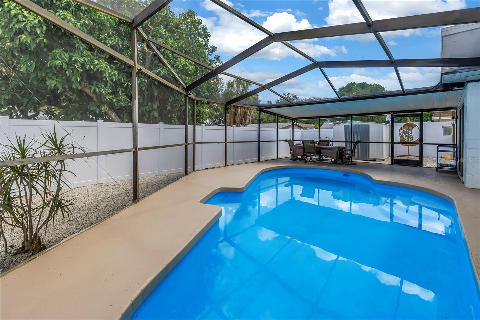 8607 MAY CIR, TAMPA, FL, 33614