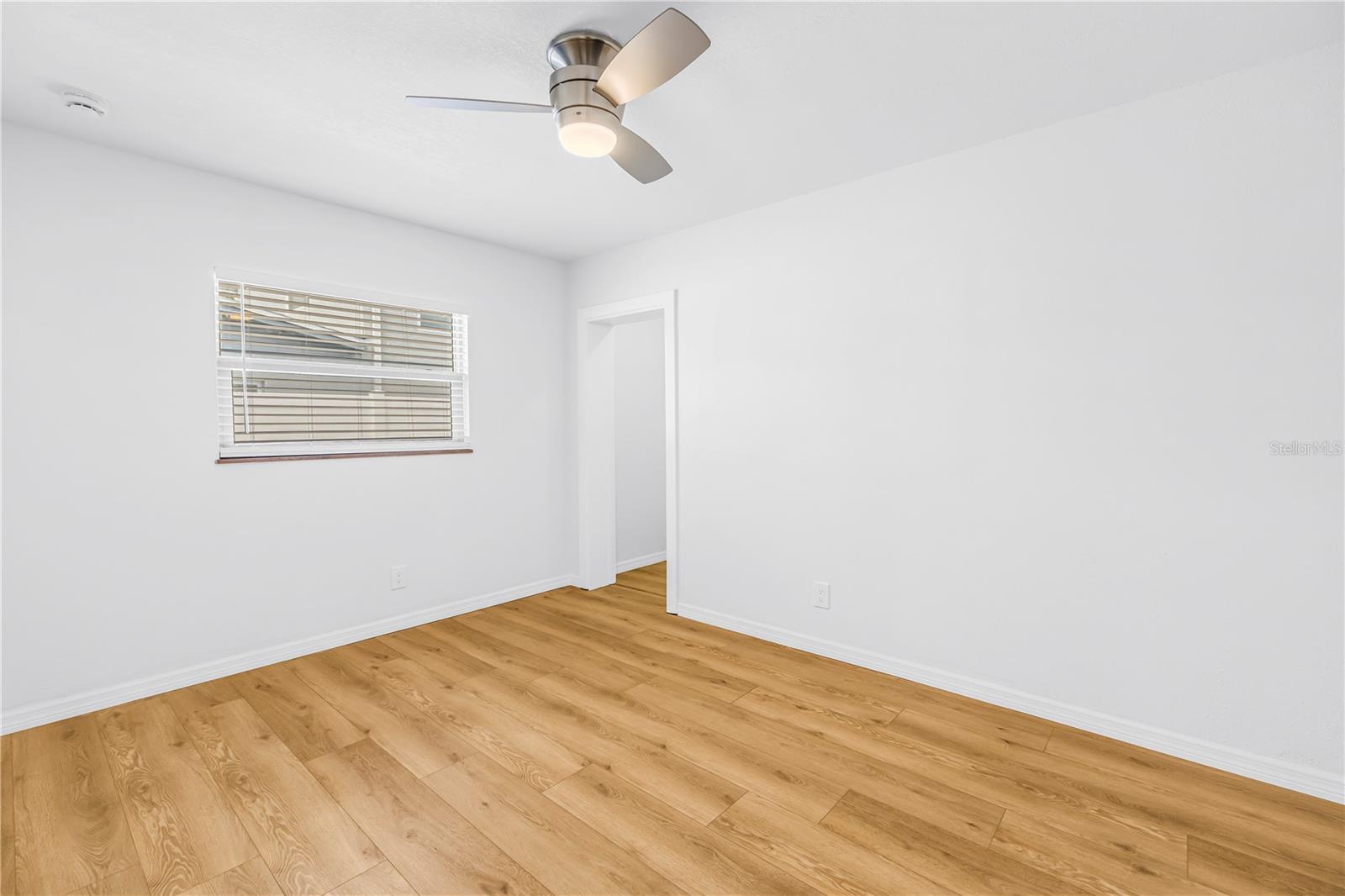 8607 MAY CIR, TAMPA, FL, 33614