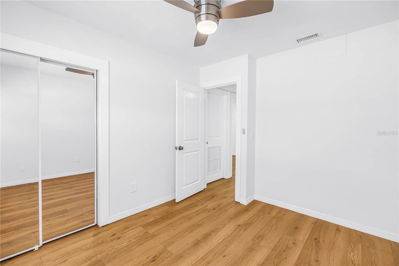 8607 MAY CIR, TAMPA, FL, 33614
