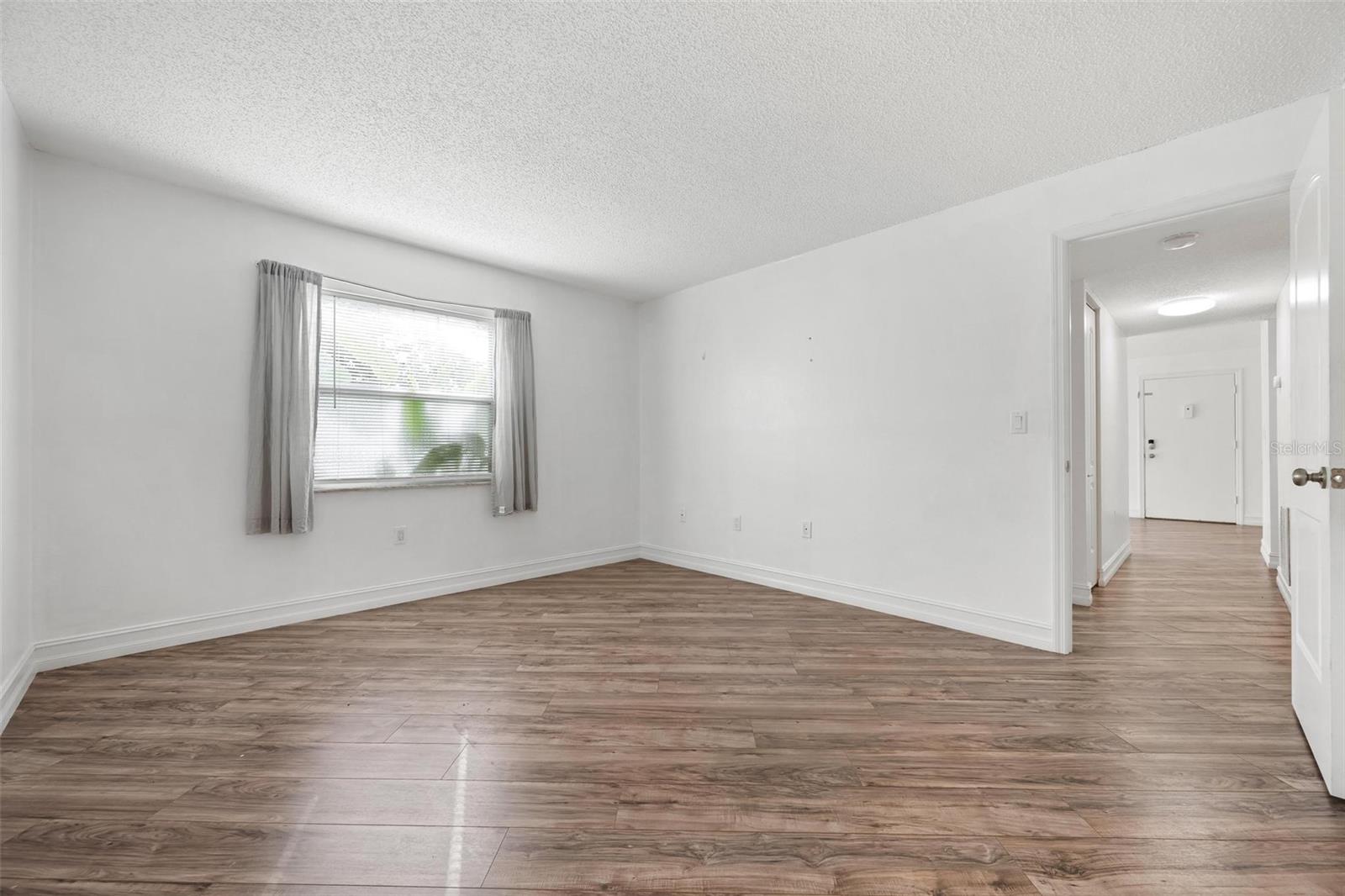 3223 BENEVA RD #101, SARASOTA, FL, 34232