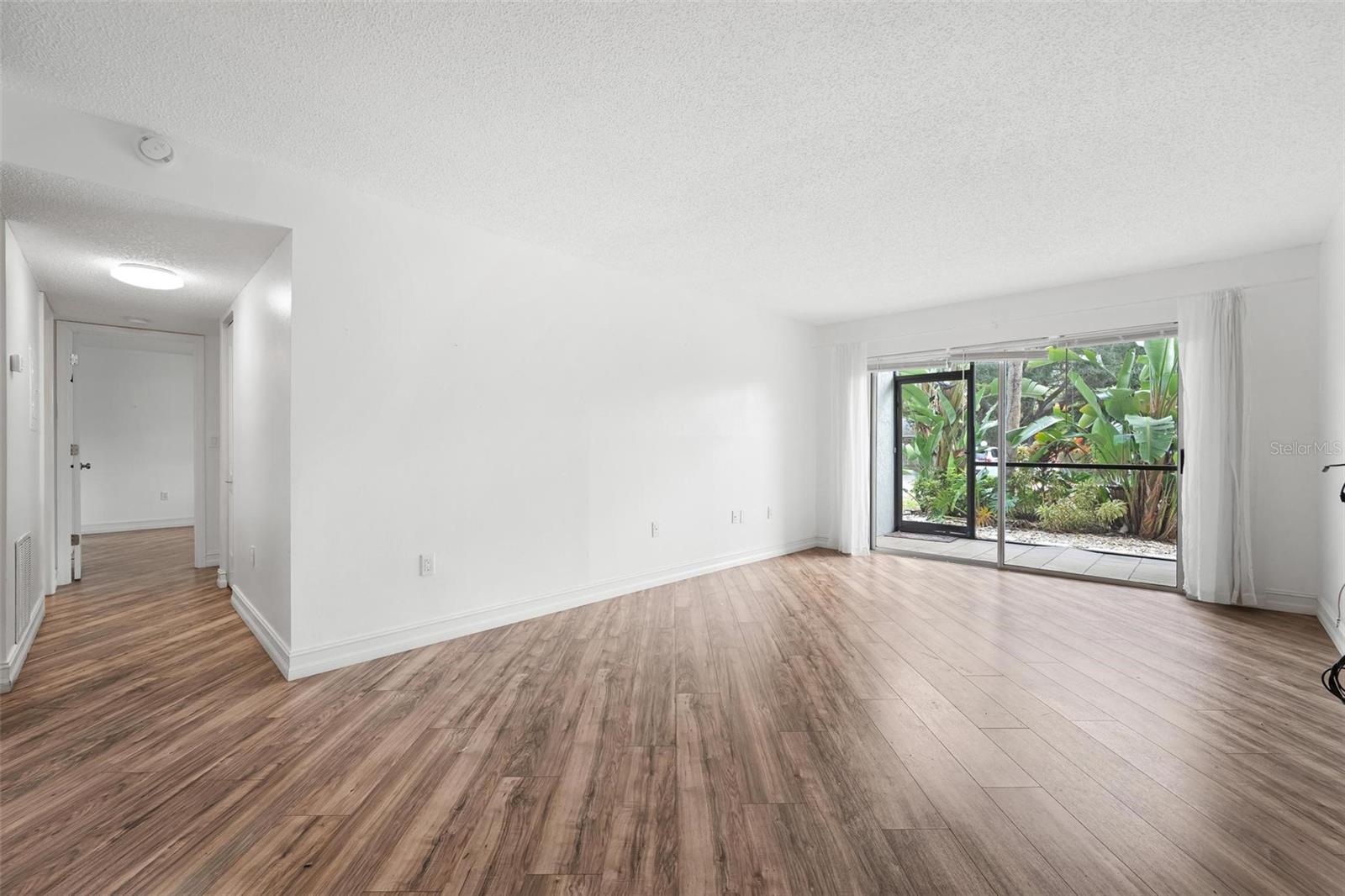 3223 BENEVA RD #101, SARASOTA, FL, 34232