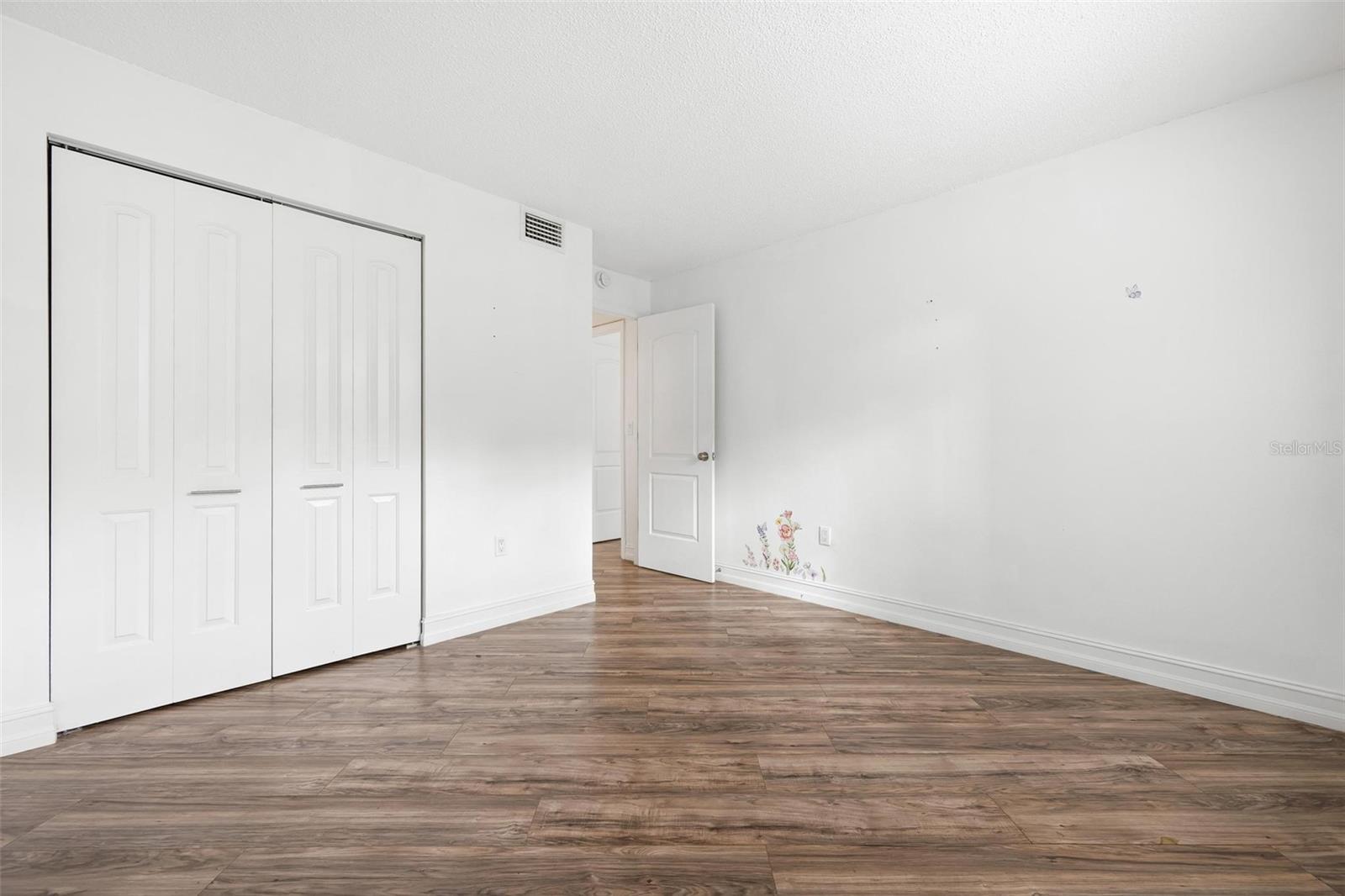 3223 BENEVA RD #101, SARASOTA, FL, 34232