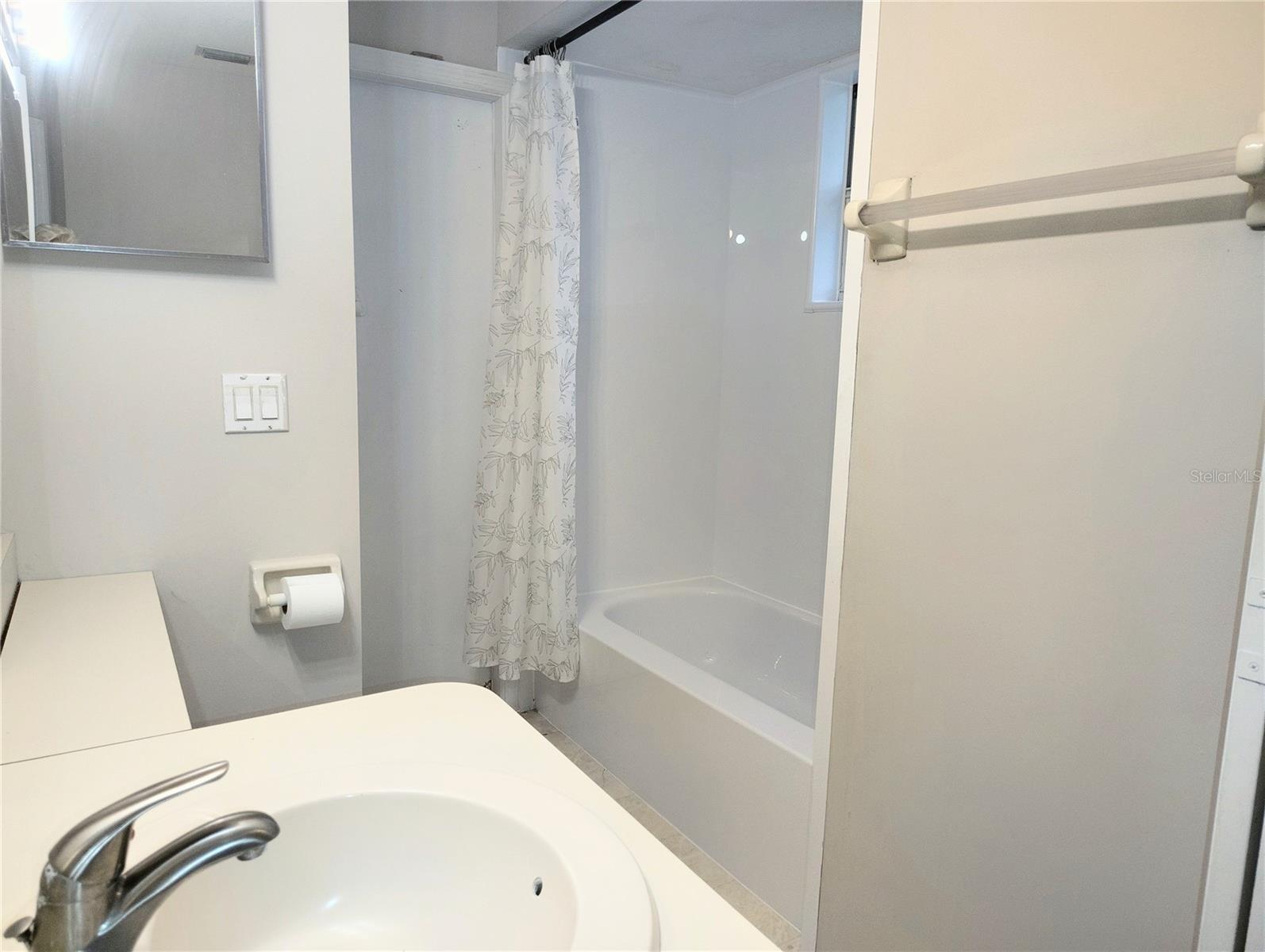 168 RICHLAWN AVE, PUNTA GORDA, FL, 33982