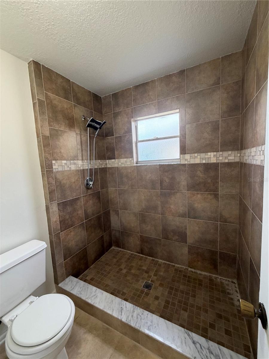 5120 LAZY LAKE CIR, ORLANDO, FL, 32821