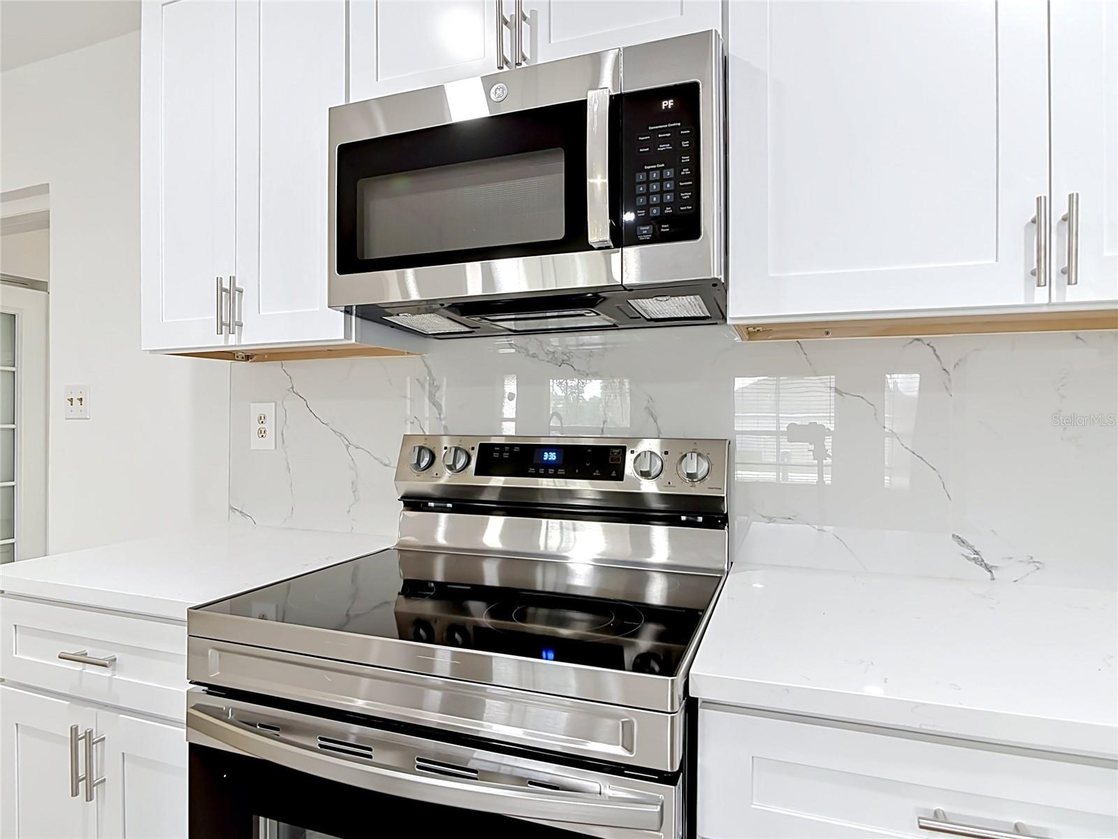 930 TROY DR, DELTONA, FL, 32725