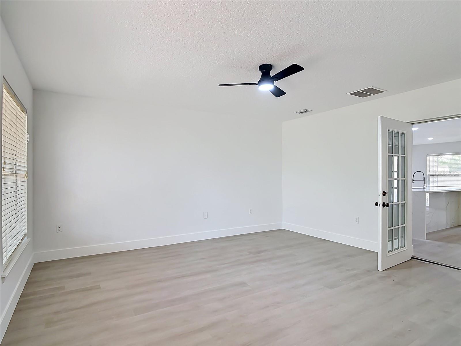 930 TROY DR, DELTONA, FL, 32725