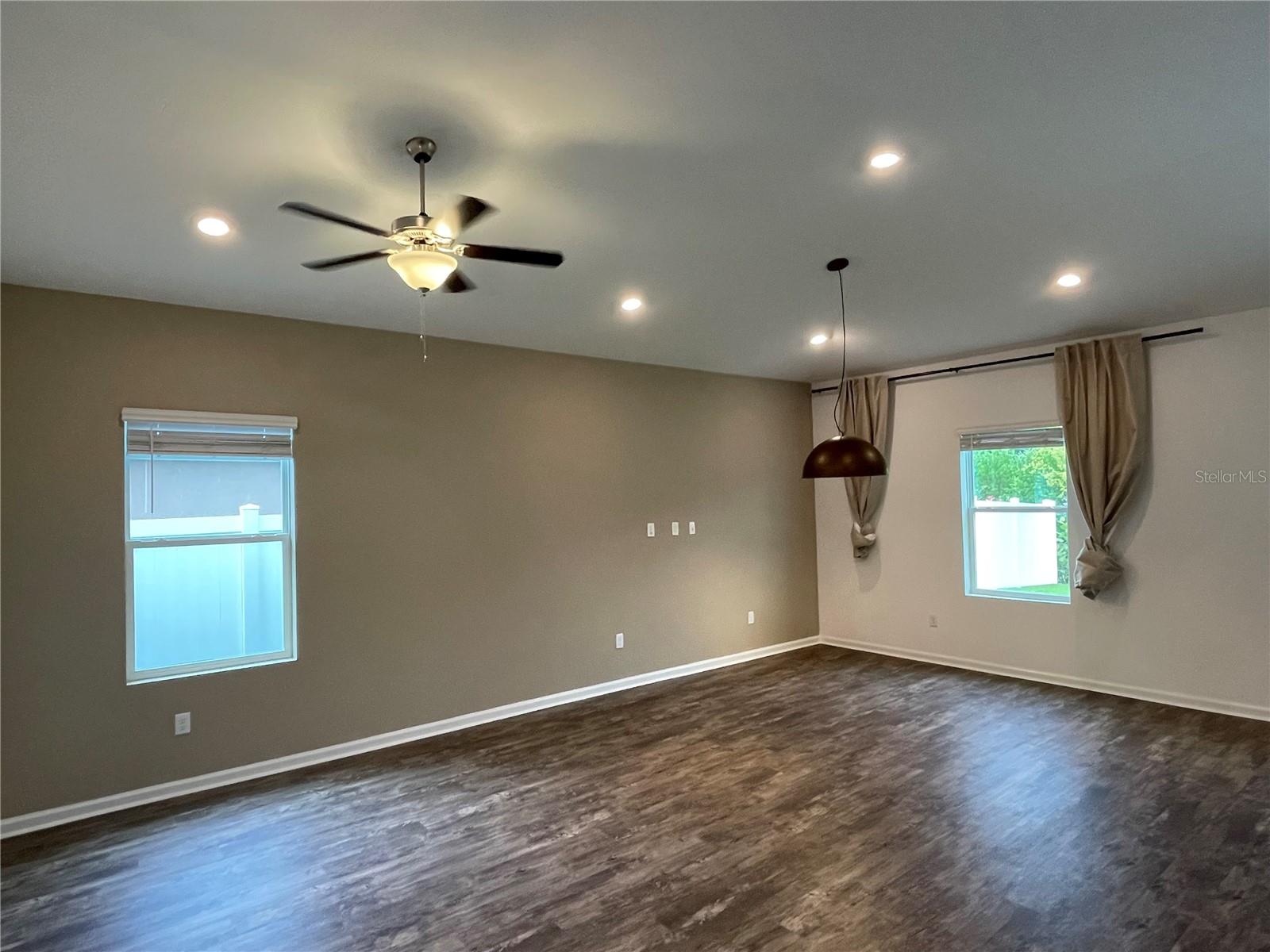 972 OCEAN SPRAY DR, RUSKIN, FL, 33570