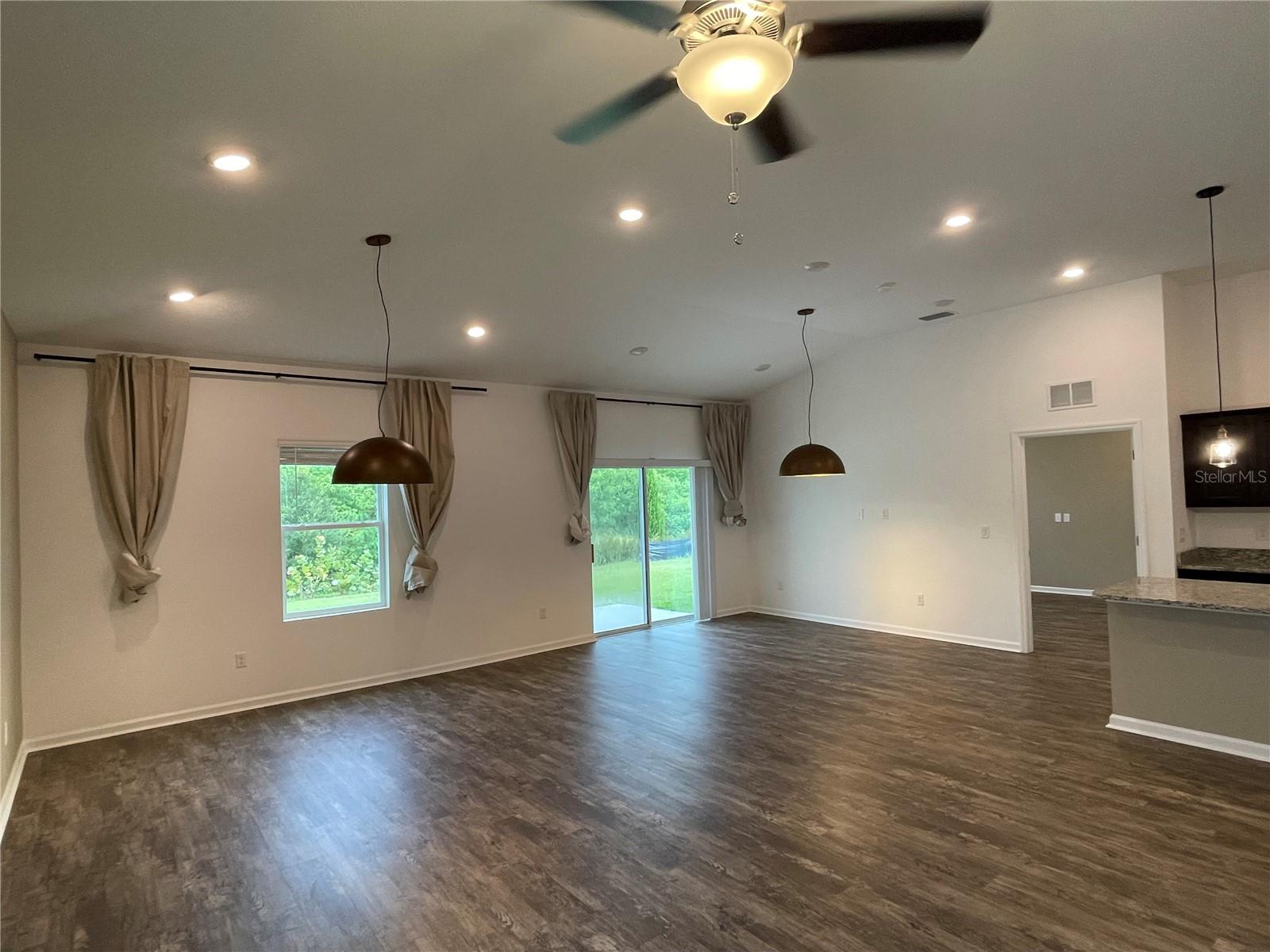 972 OCEAN SPRAY DR, RUSKIN, FL, 33570