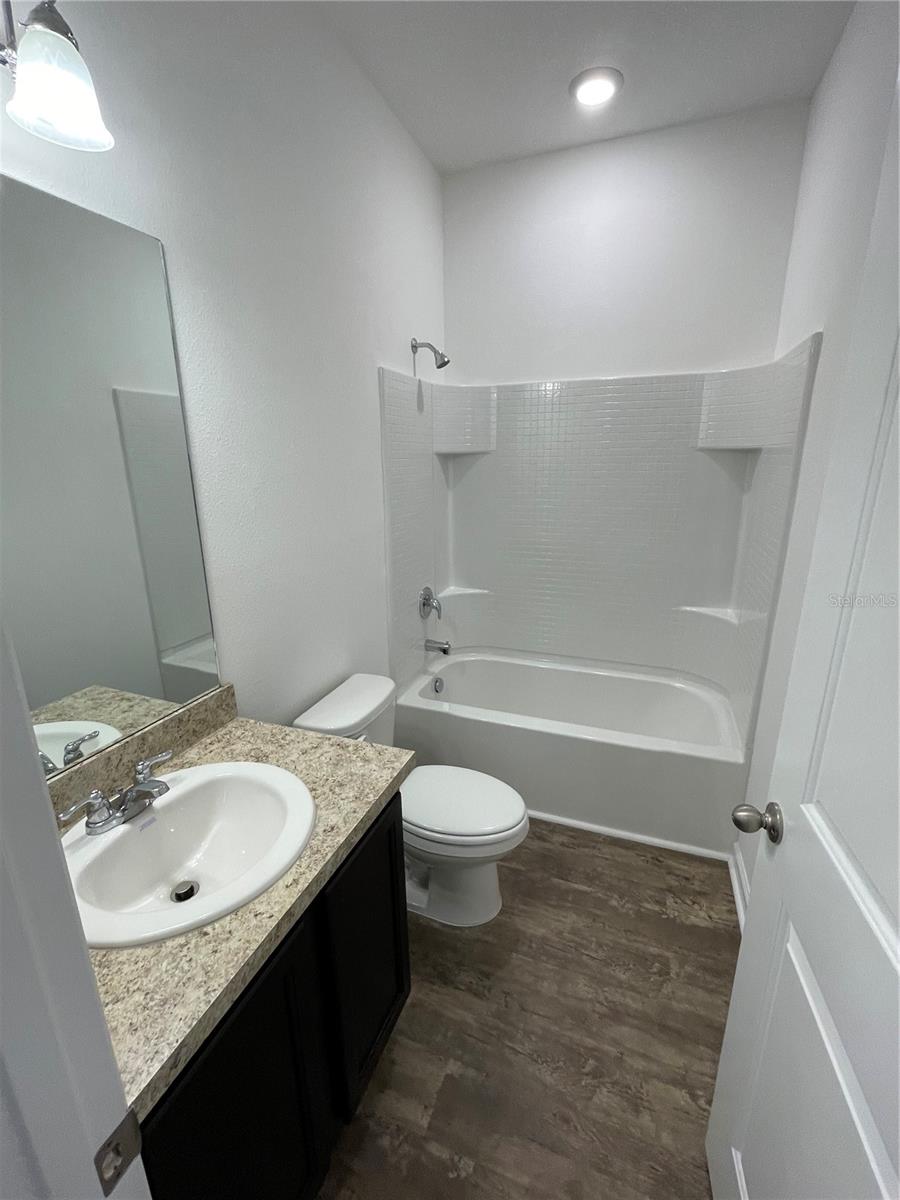 972 OCEAN SPRAY DR, RUSKIN, FL, 33570