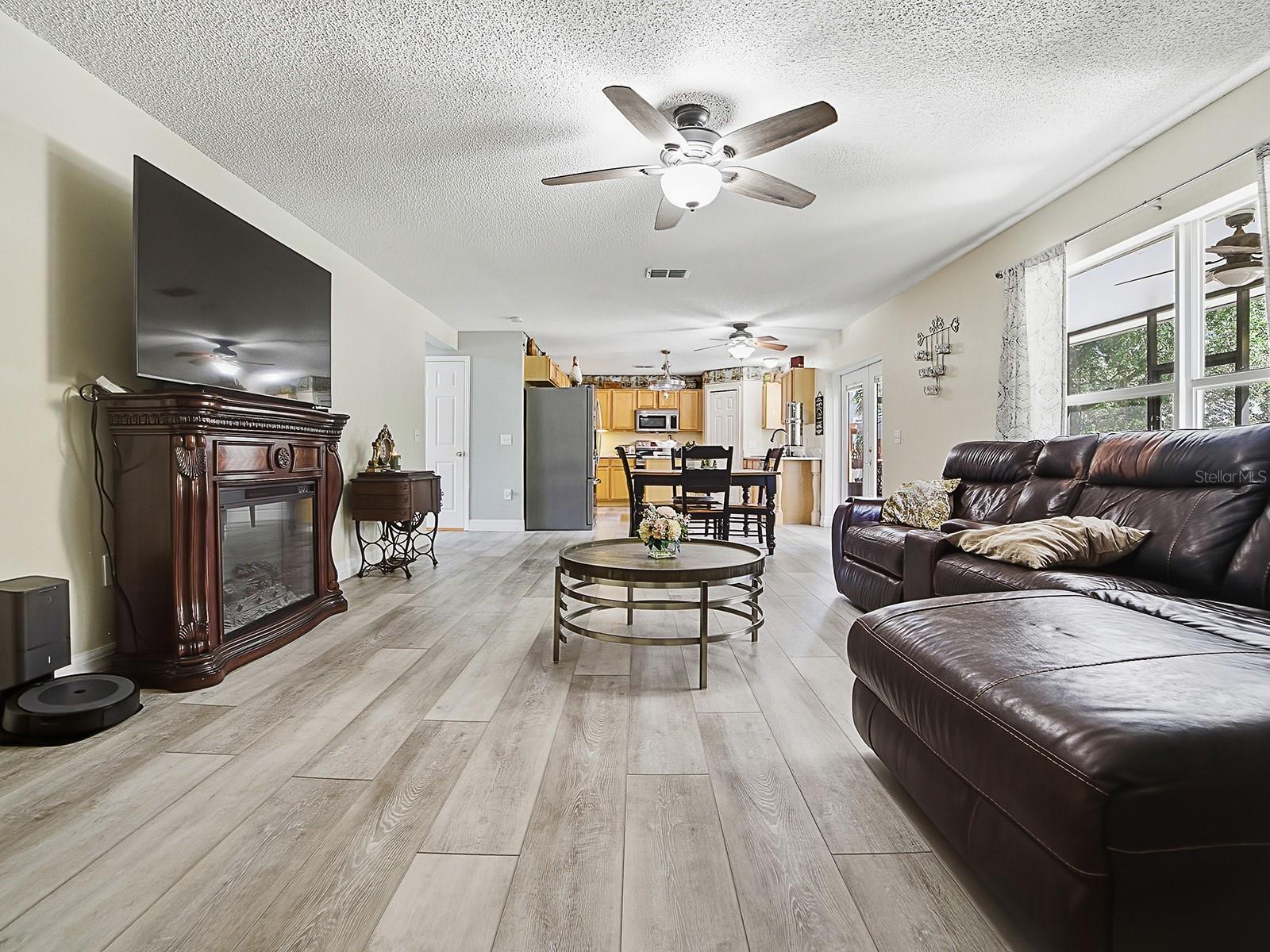 2542 SHEILA DR, APOPKA, FL, 32712