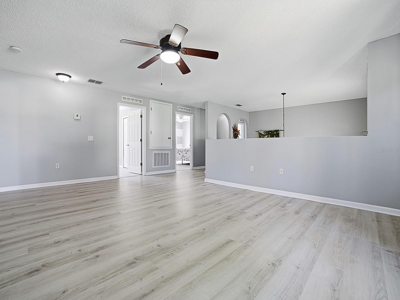 2542 SHEILA DR, APOPKA, FL, 32712