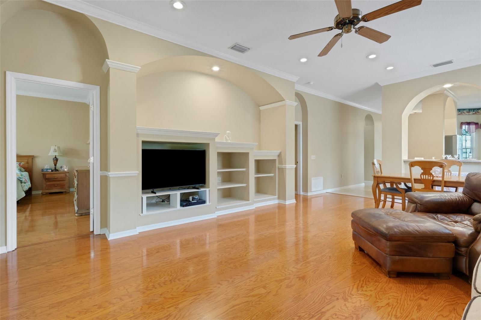 6560 LAKE CLARK DR, LAKELAND, FL, 33813