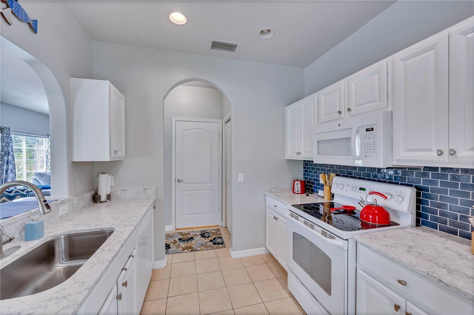 280 CAPE HARBOUR LOOP #101, BRADENTON, FL, 34212