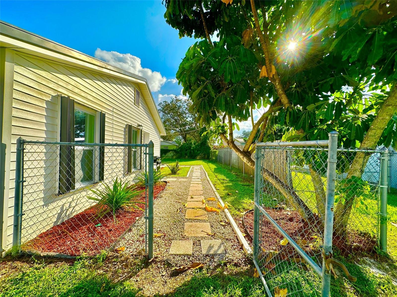 1987 MOSSWOOD DR, MELBOURNE, FL, 32935