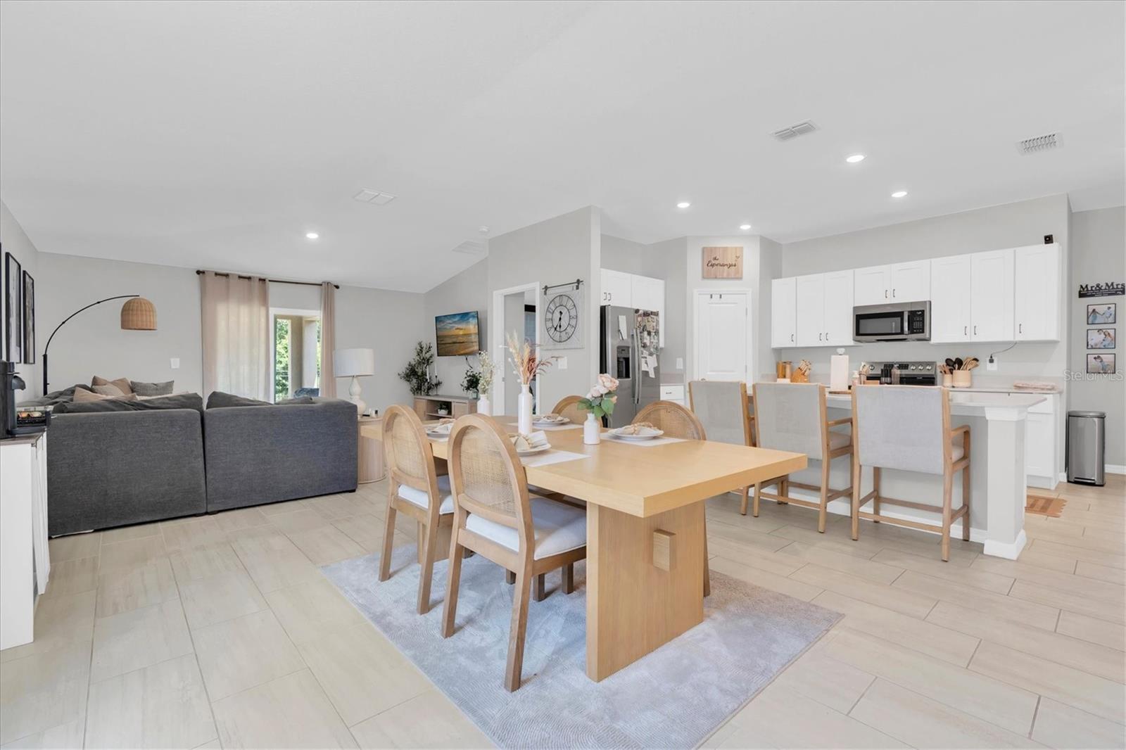 10155 GENTLE RAIN DR, LAND O LAKES, FL, 34638