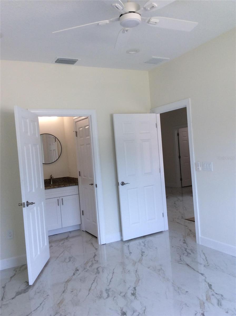 2812 DURHAM ST, TAMPA, FL, 33605