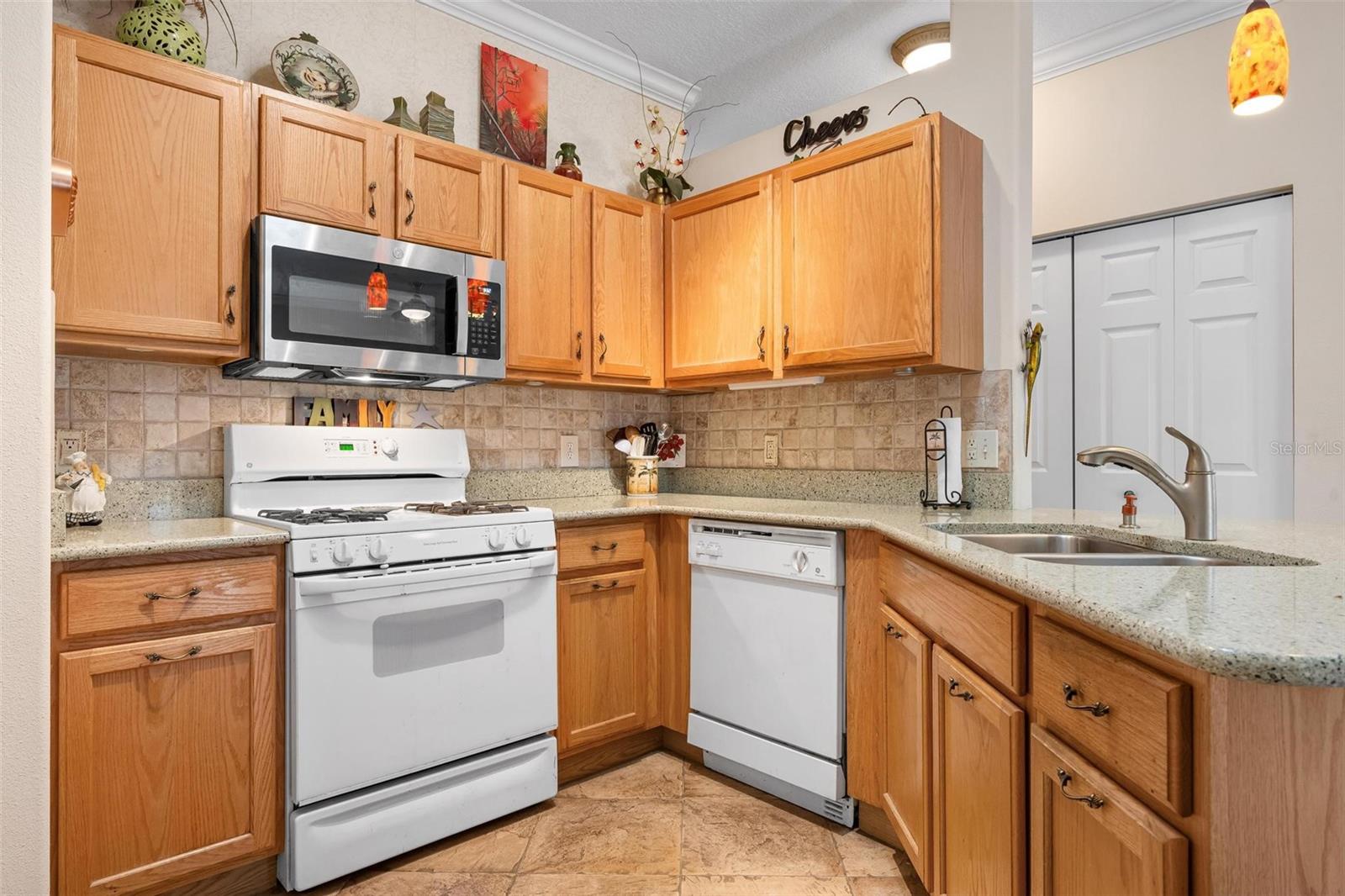 1434 MILLBROOK CIR, BRADENTON, FL, 34212