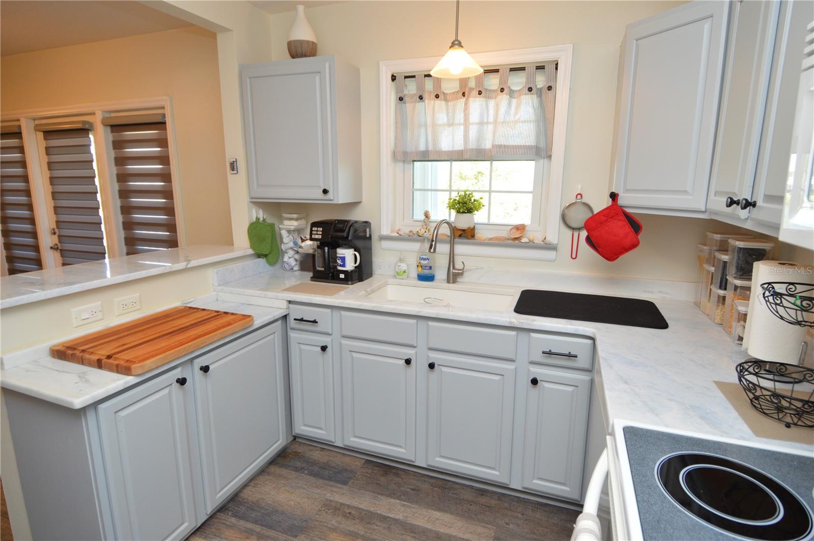 121 SEAHORSE DR SE #C, ST PETERSBURG, FL, 33705
