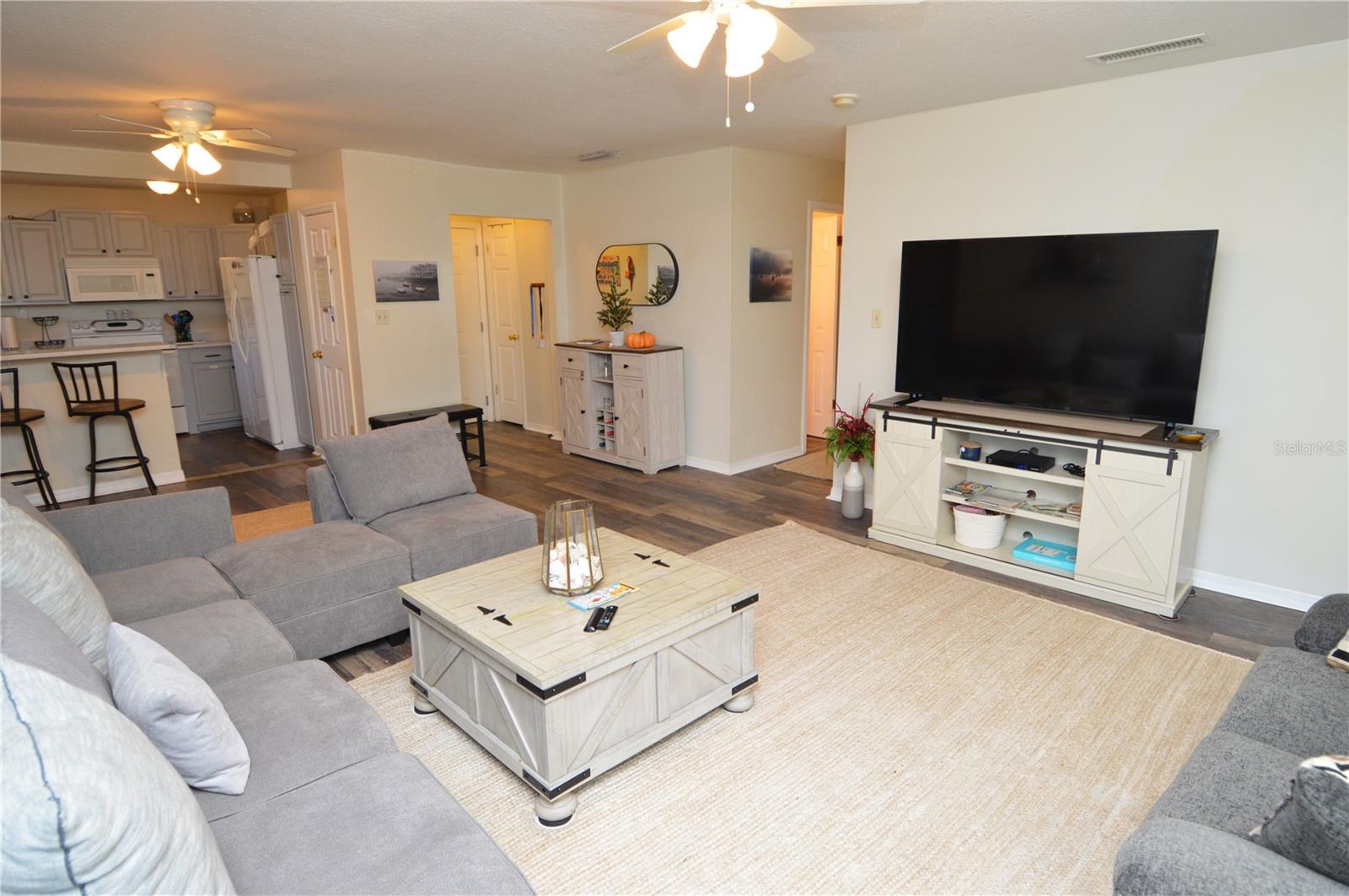 121 SEAHORSE DR SE #C, ST PETERSBURG, FL, 33705