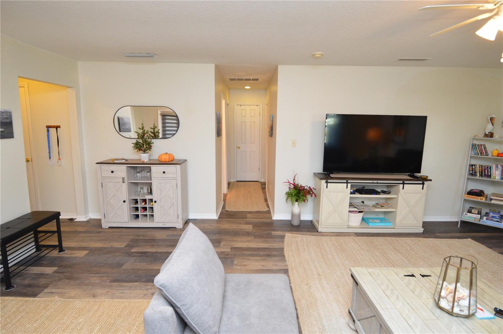 121 SEAHORSE DR SE #C, ST PETERSBURG, FL, 33705