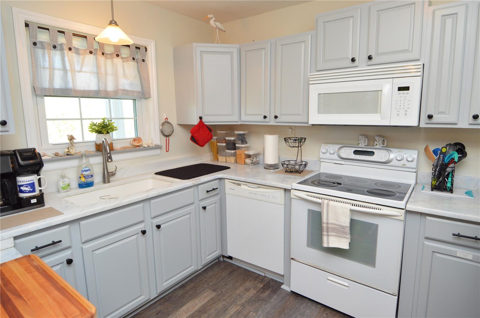 121 SEAHORSE DR SE #C, ST PETERSBURG, FL, 33705