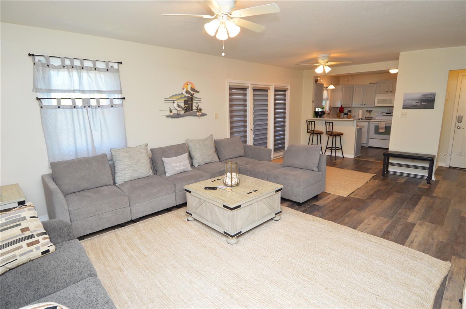 121 SEAHORSE DR SE #C, ST PETERSBURG, FL, 33705