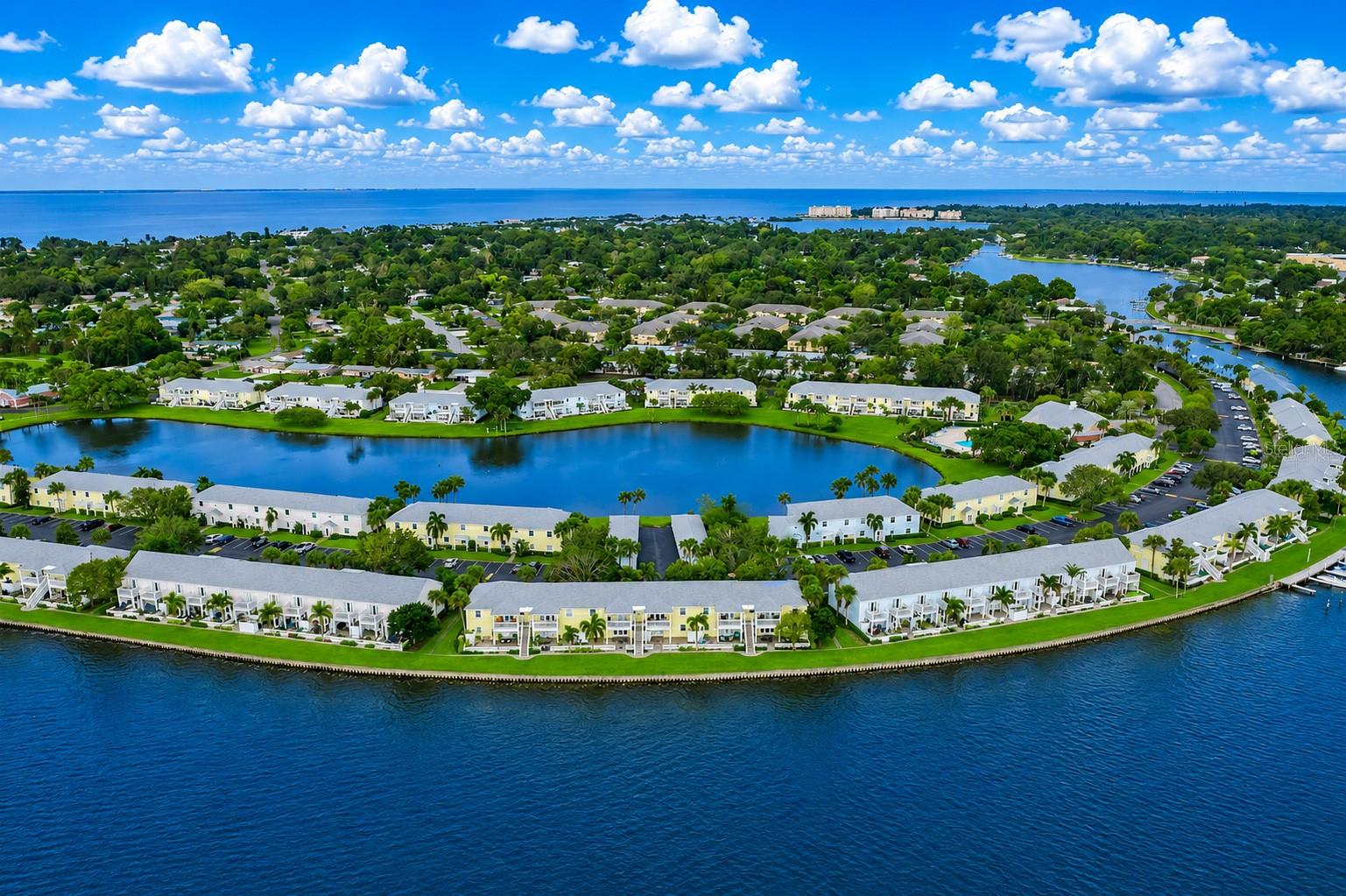 121 SEAHORSE DR SE #C, ST PETERSBURG, FL, 33705
