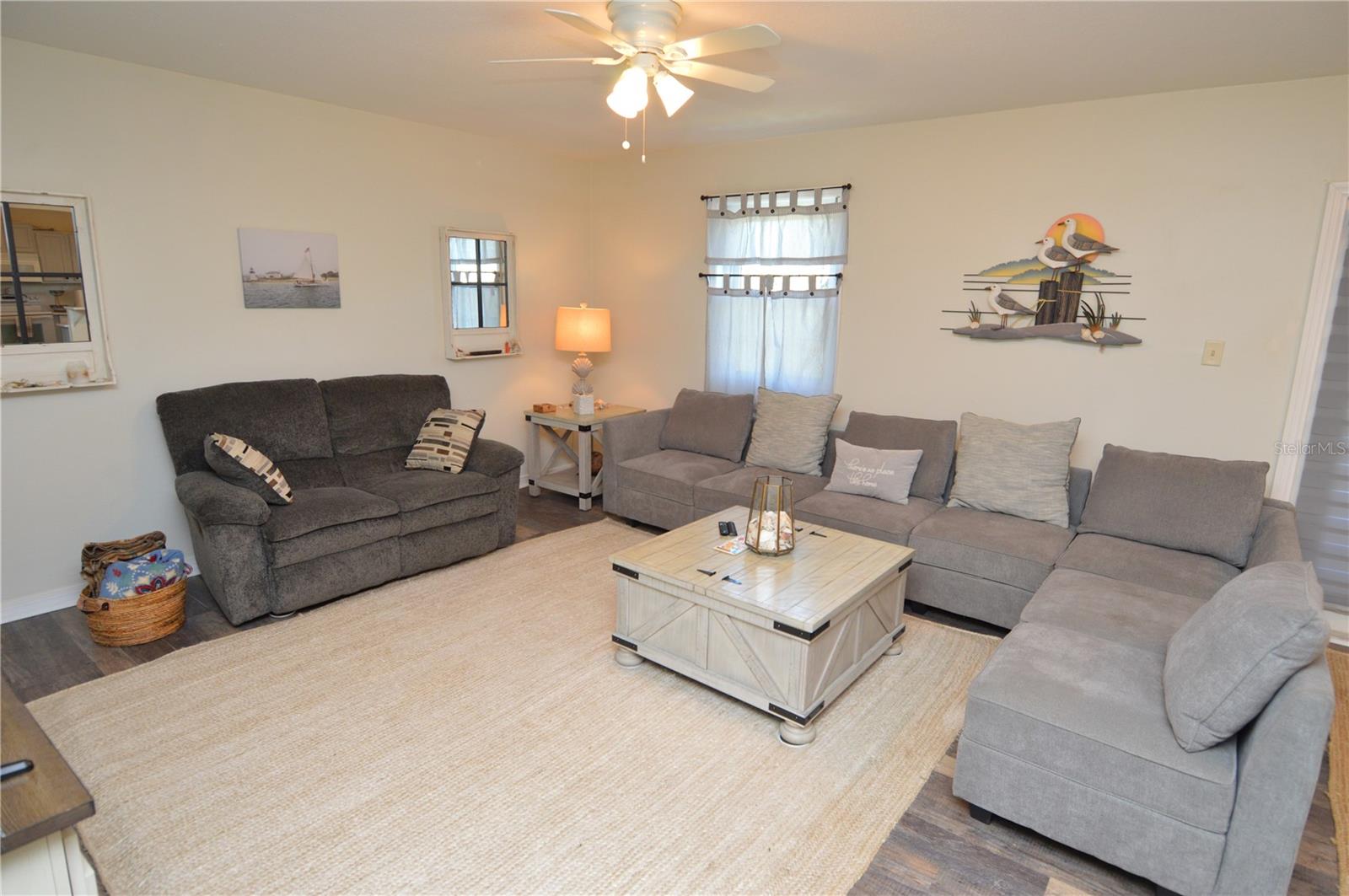 121 SEAHORSE DR SE #C, ST PETERSBURG, FL, 33705