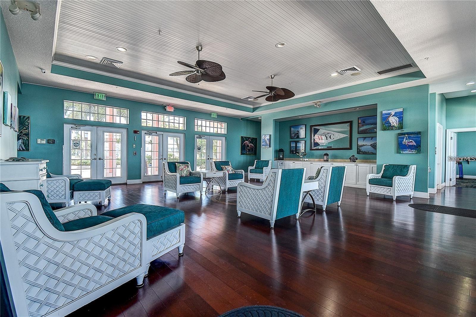 121 SEAHORSE DR SE #C, ST PETERSBURG, FL, 33705
