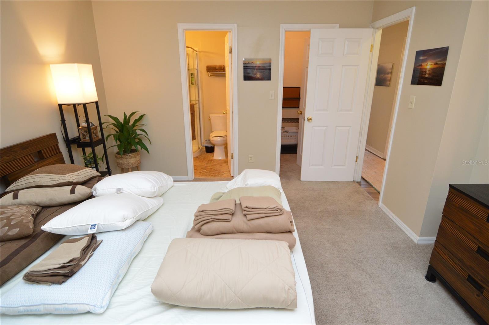 121 SEAHORSE DR SE #C, ST PETERSBURG, FL, 33705