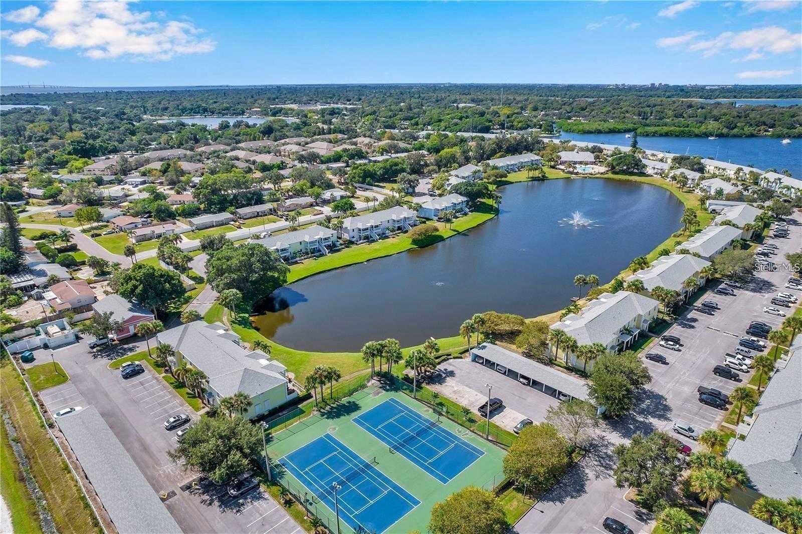 121 SEAHORSE DR SE #C, ST PETERSBURG, FL, 33705