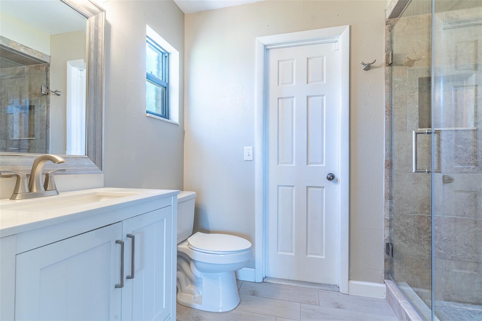 715 S LAKESIDE TER, EAGLE LAKE, FL, 33839