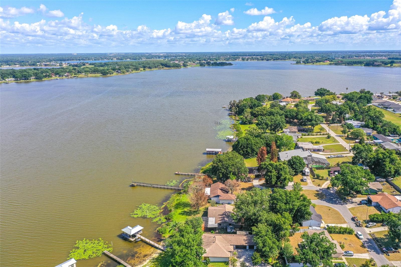 715 S LAKESIDE TER, EAGLE LAKE, FL, 33839