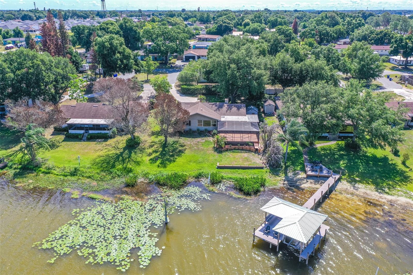 715 S LAKESIDE TER, EAGLE LAKE, FL, 33839