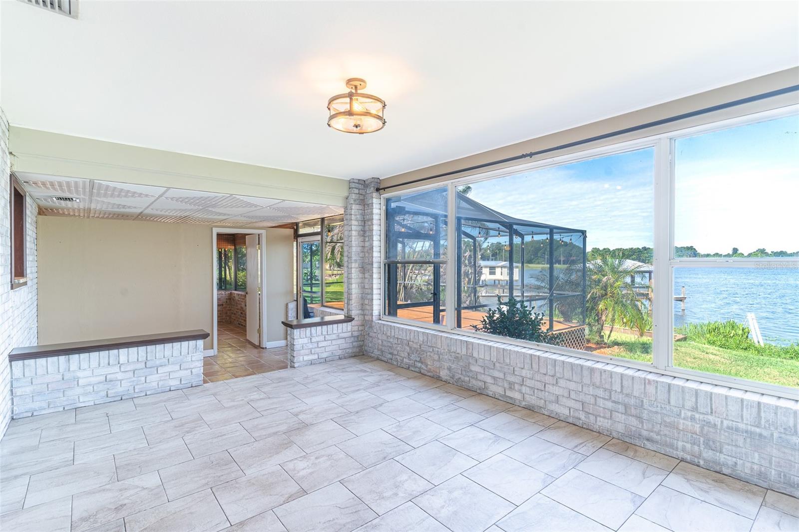715 S LAKESIDE TER, EAGLE LAKE, FL, 33839