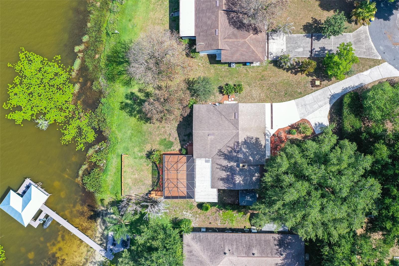 715 S LAKESIDE TER, EAGLE LAKE, FL, 33839